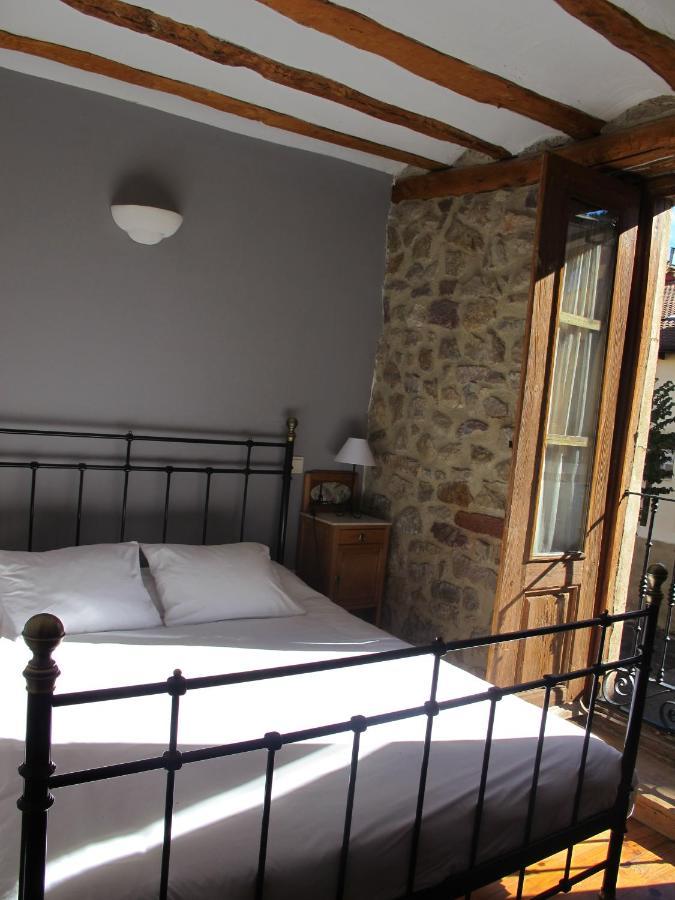 Hotel Casa Barria à Pradoluengo Extérieur photo